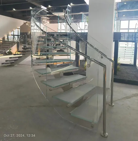 Escaleras de vidrio laminado templado en espiral esgrima